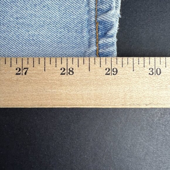 VTG Levi's Jean Men 29x29* 550 Relaxed Straight Light Blue Faded Denim Tag 31x30 - Picture 12 of 16